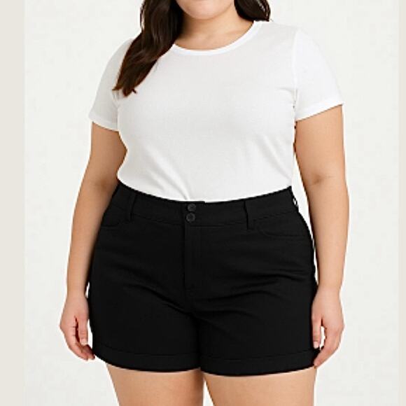 Torrid Black Button Front Shorts Plus Size 28 5-Pocket Bermuda Casual - Picture 8 of 8